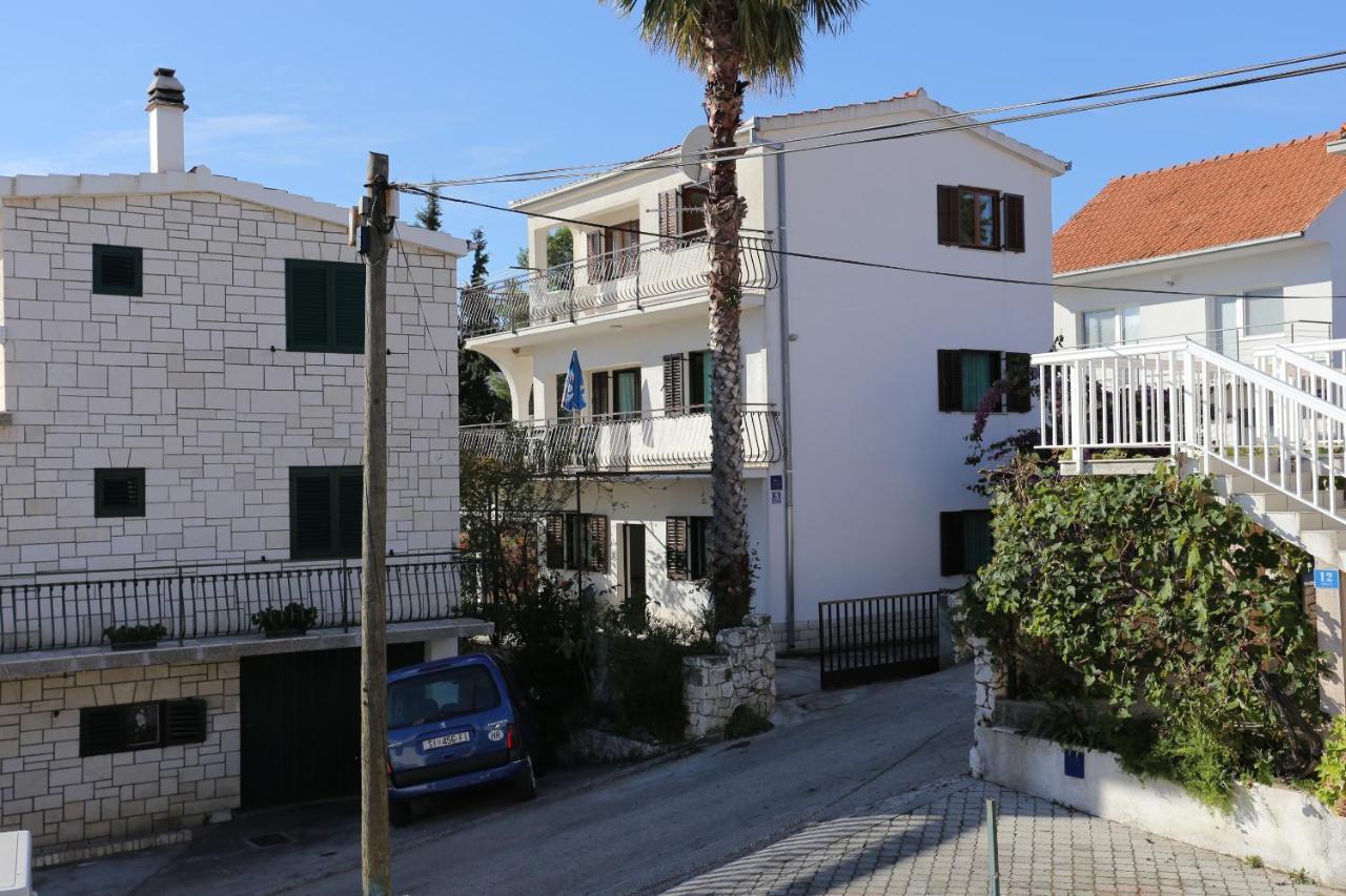 Apartments By The Sea Rogoznica - 10338 Ngoại thất bức ảnh
