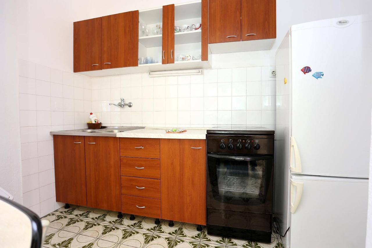 Apartments By The Sea Rogoznica - 10338 Ngoại thất bức ảnh