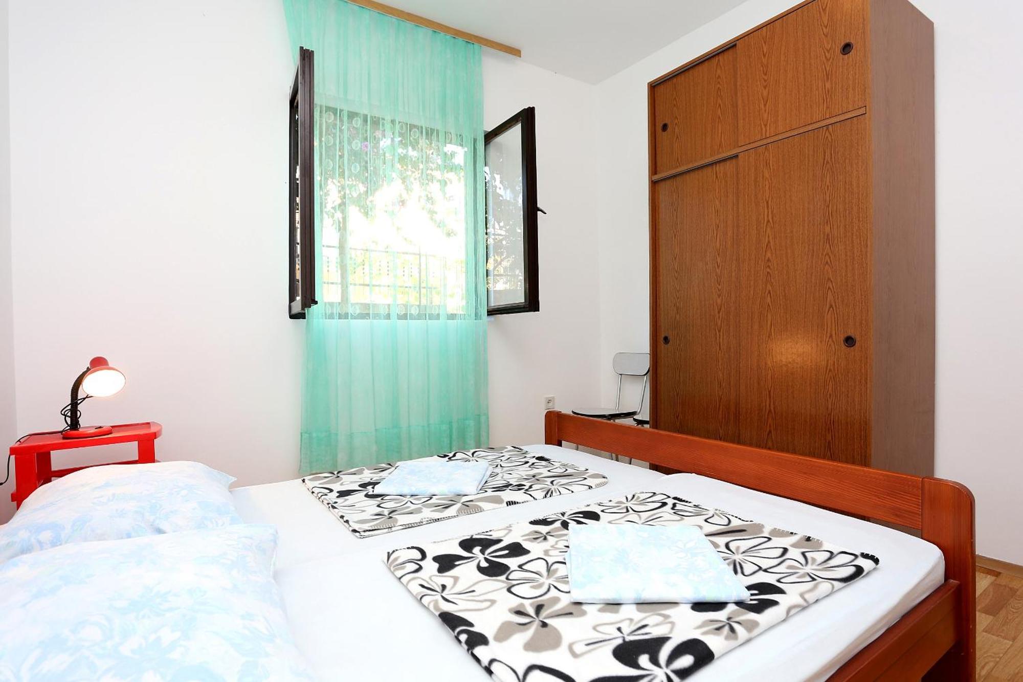 Apartments By The Sea Rogoznica - 10338 Phòng bức ảnh